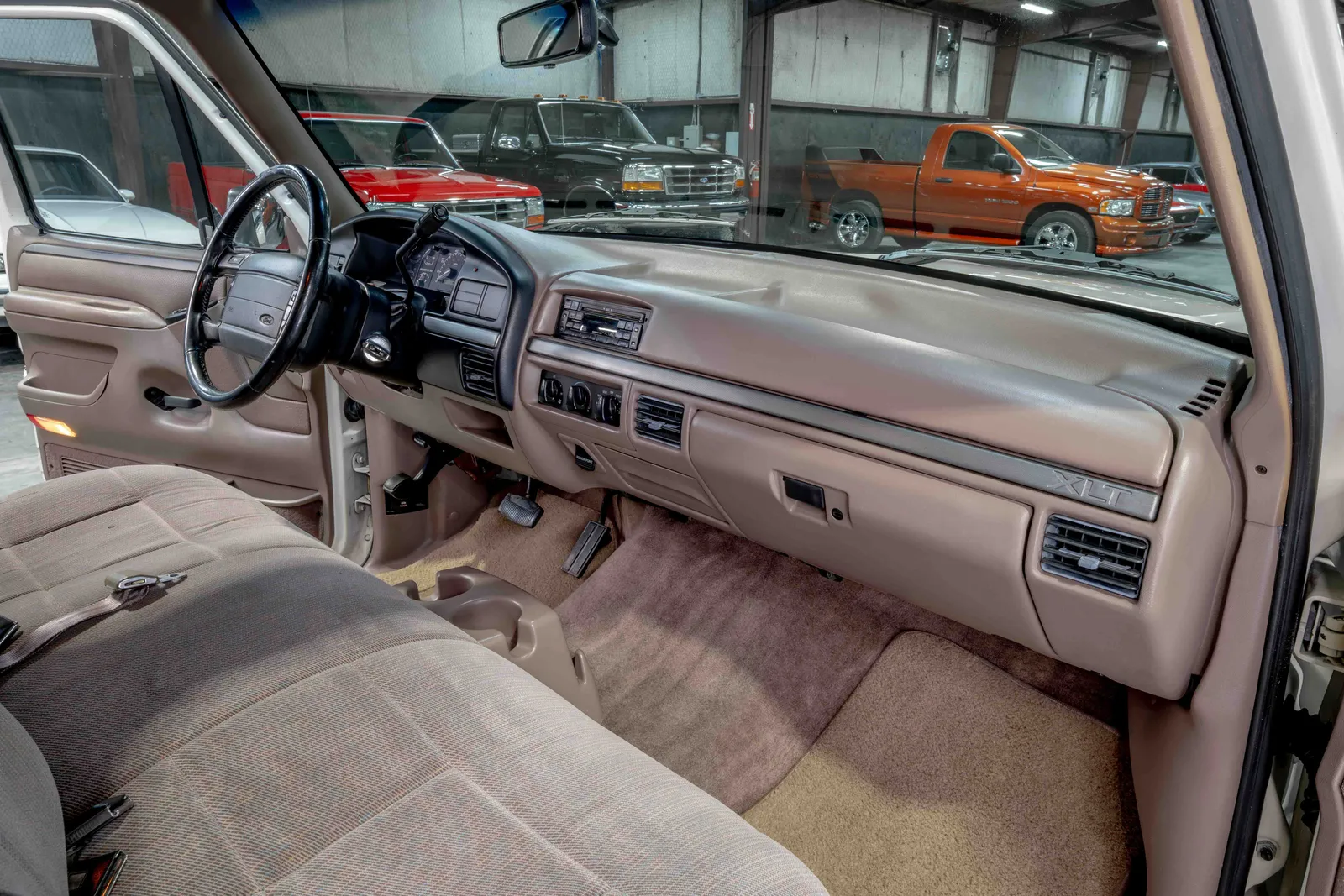 1995-Ford-F150-Colonial White-1FTEF15N4SNA48699-49.jpg